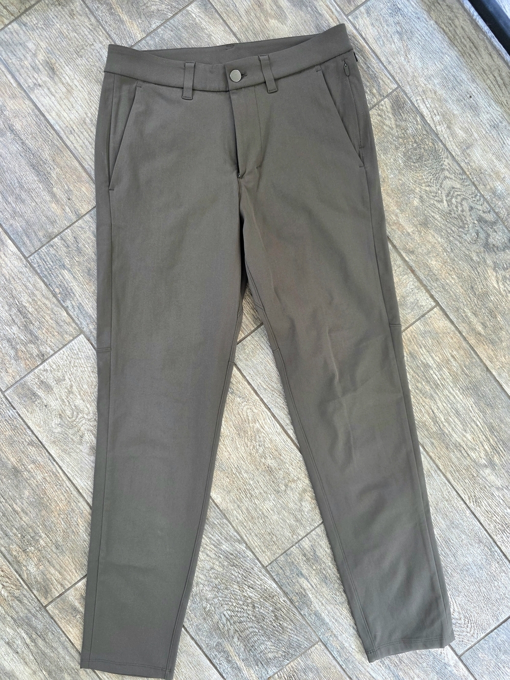 Lululemon Warpstreme Trouser Men's Olive Green Stretch Dress Pants Dz 28